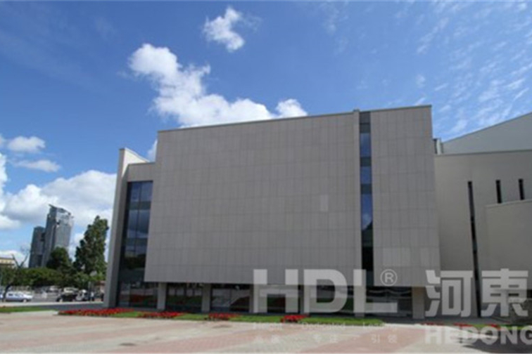 HDL舞台灯光控制系统在波兰格丁尼亚音乐剧场成功应用